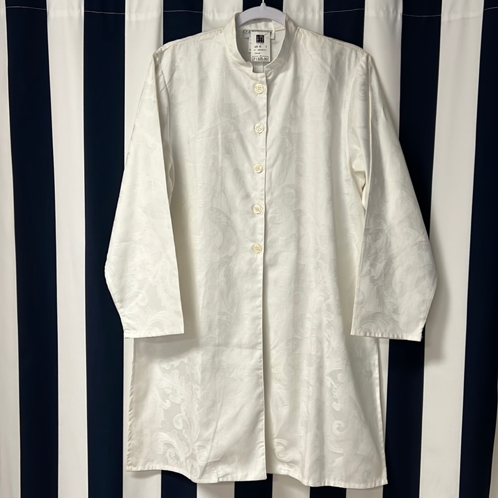 NWT women’s tunic mandarin collar 36”